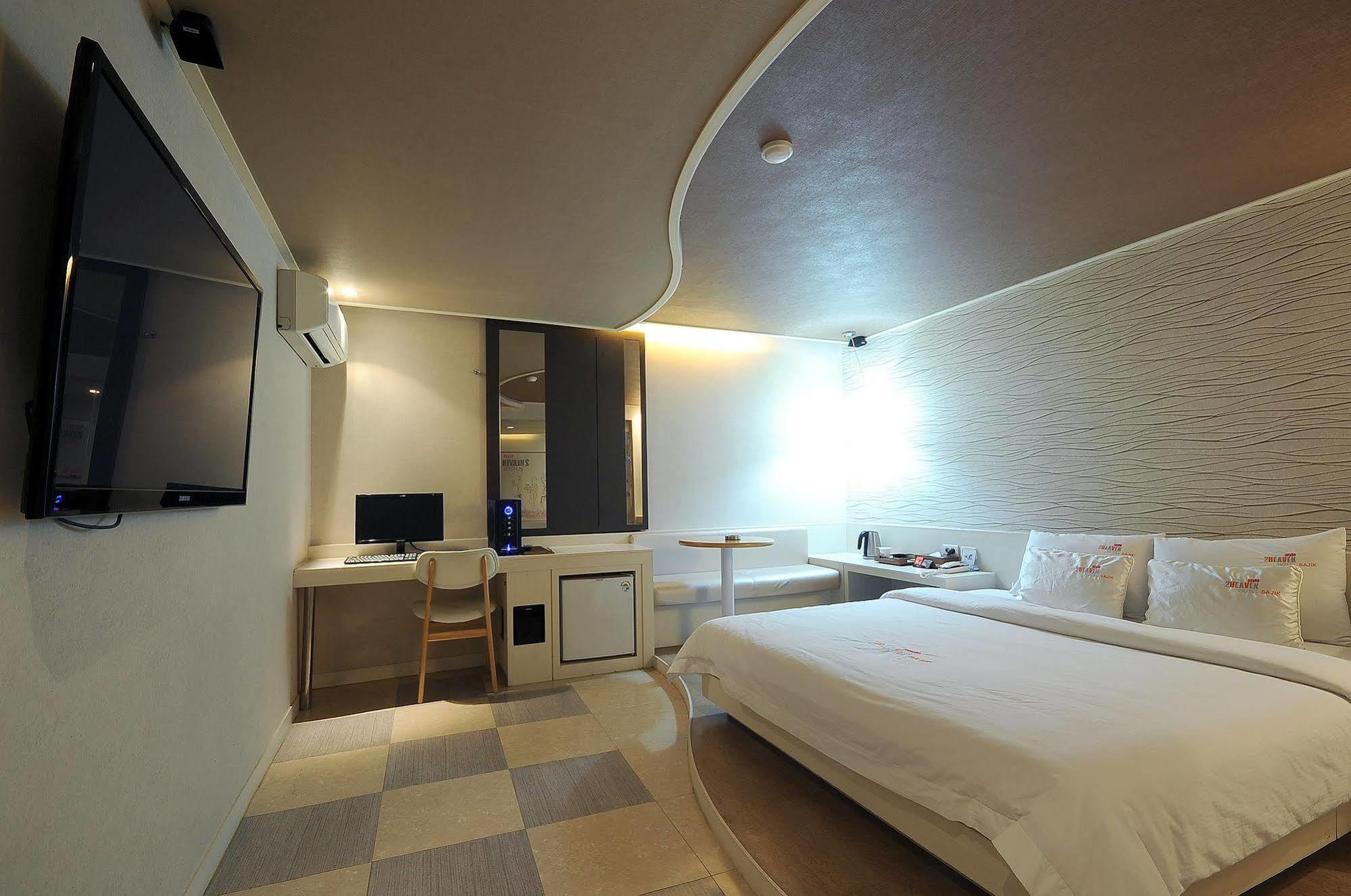 2 Heaven Hotel Busan Exterior foto